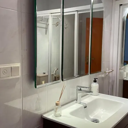 Vivienda A Pie De Playa Con Piscina Privada *