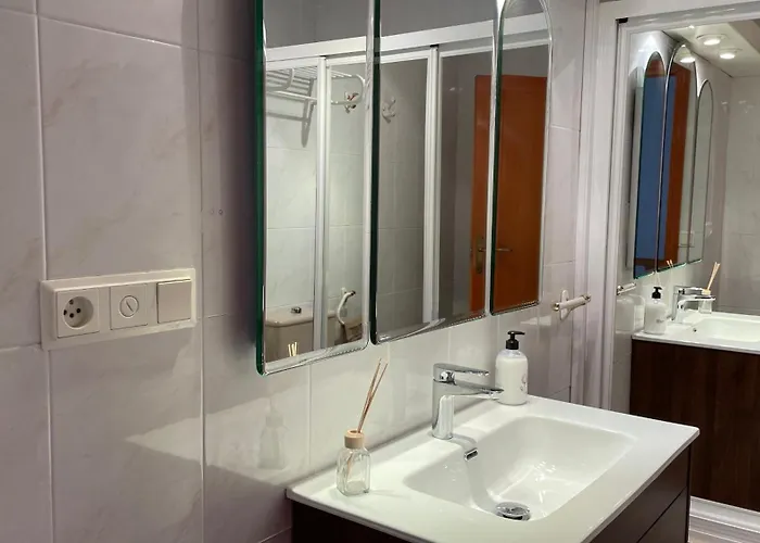 Vivienda A Pie De Playa Con Piscina Privada *